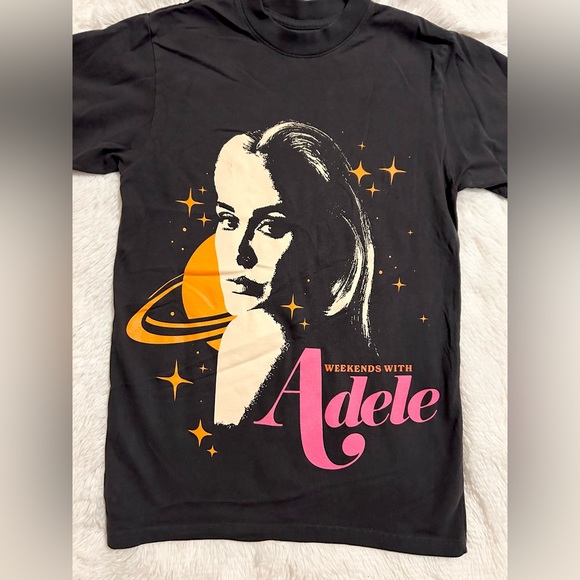 Adele “Weekends with Adele” Graphic T-shirt - Picture 5 of 8